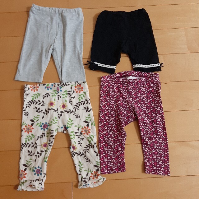 babyGAP(ベビーギャップ)のレギンス　スパッツ　パンツ　セット　4枚　babygap キッズ/ベビー/マタニティのベビー服(~85cm)(パンツ)の商品写真