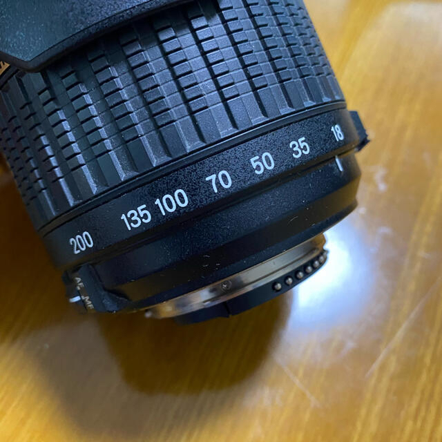Nikon(ニコン)の一眼レフレンズ スマホ/家電/カメラのカメラ(デジタル一眼)の商品写真