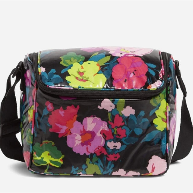 Vera Bradley(ヴェラブラッドリー)の新品　ヴェラブラッドリー　クーラー　ランチバック　Hilo Meadow インテリア/住まい/日用品のキッチン/食器(弁当用品)の商品写真