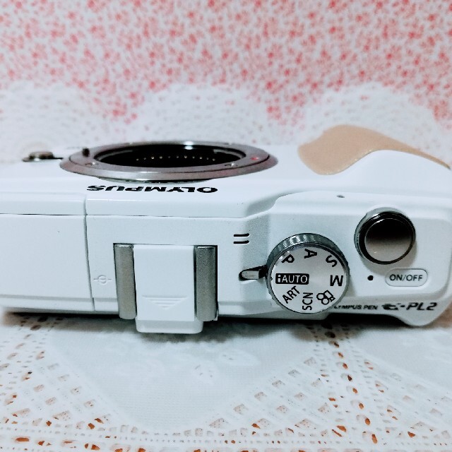 OLYMPUS PEN E PL2　white