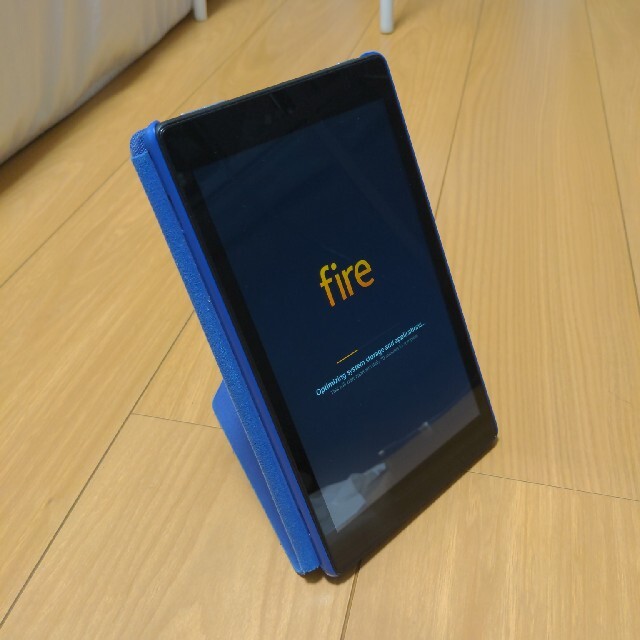 ANDROID(アンドロイド)のfire HD8 第7世代　16GB　純正カバー付き スマホ/家電/カメラのPC/タブレット(タブレット)の商品写真