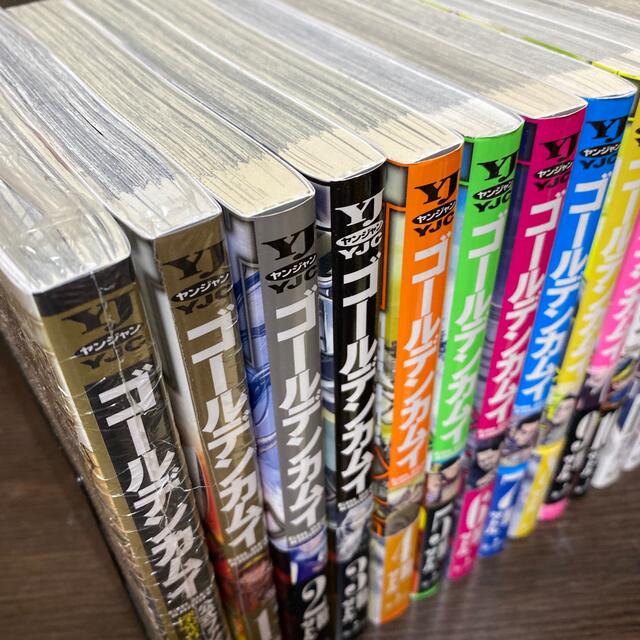 ゴールデンカムイ 全巻 公式ファンブックの通販 by かき🦔's shop|ラクマ