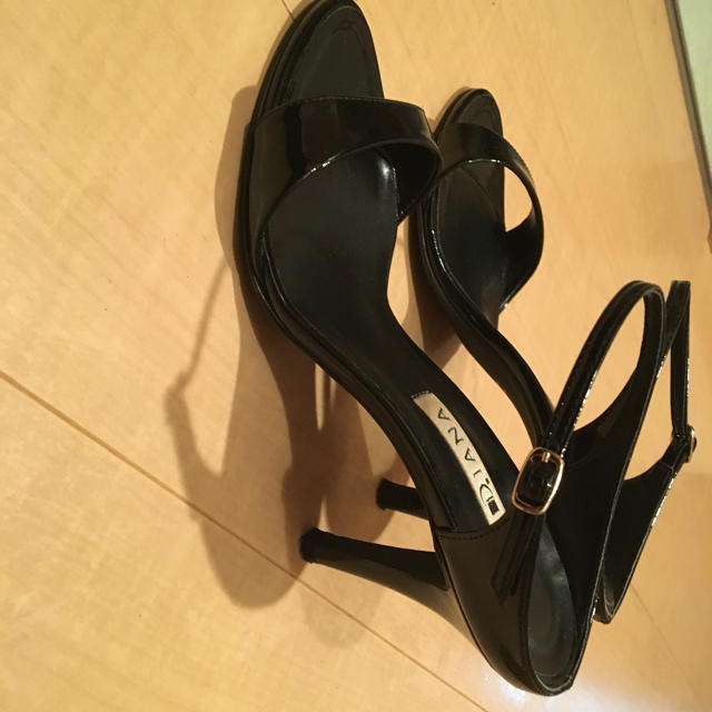 DIANA(ダイアナ)のダイアナ サンダル 黒 レディースの靴/シューズ(サンダル)の商品写真