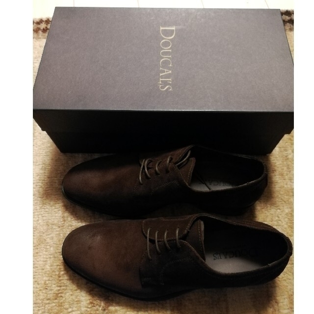 Santoni(サントーニ)のDOUCAL'S　デュカルス　スエード　サイズ40 定価約43000円 メンズの靴/シューズ(ドレス/ビジネス)の商品写真
