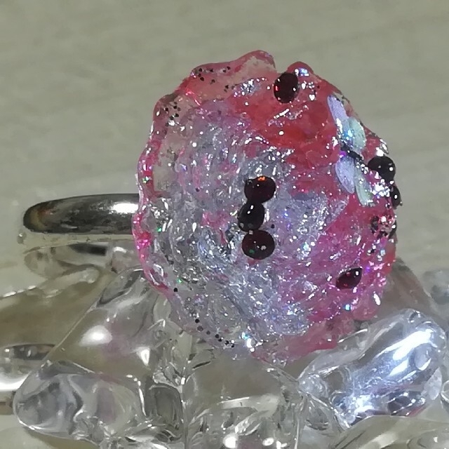 ❀レジンリング薔薇蝶❀clear silverred pink❀の通販 by hana ❀レジンリング薔薇&蝶々❀sweet rose princess❀