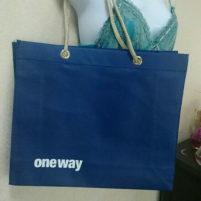 one*way(ワンウェイ)のone way  ショッパー セット♡ レディースのバッグ(ショップ袋)の商品写真