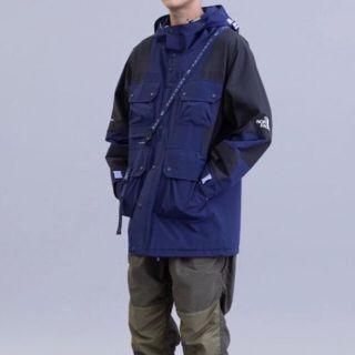 ザノースフェイス(THE NORTH FACE)のNorthface black 倉石一樹モデル　日本未入荷(マウンテンパーカー)