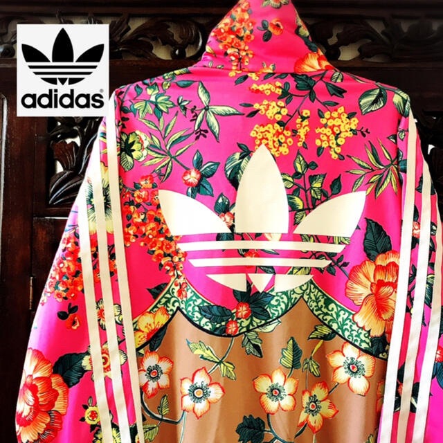 adidas originals 花柄　パーカー　アディダス