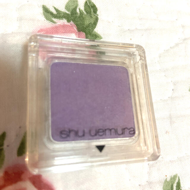 shu uemura(シュウウエムラ)のシュウウエムラプレスドアイシャドゥ2個セット コスメ/美容のベースメイク/化粧品(アイシャドウ)の商品写真