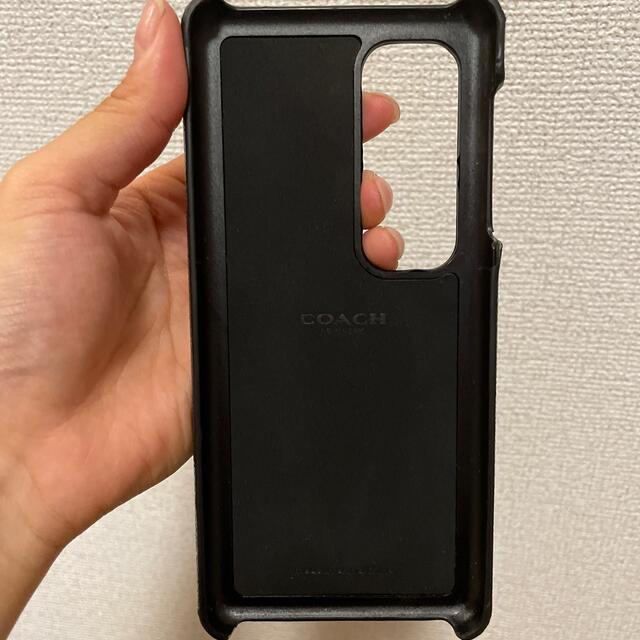 COACH(コーチ)のcoach AQUOSR5Gのスマホカバー スマホ/家電/カメラのスマホアクセサリー(Androidケース)の商品写真