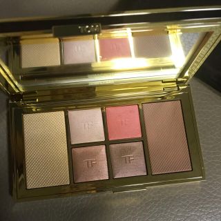 トムフォード(TOM FORD)のトムフォード アイシャドウパレット ローズカシミア ＊伊勢丹限定(アイシャドウ)