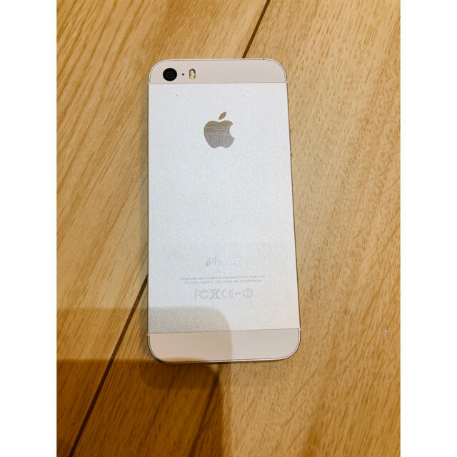 iPhone(アイフォーン)のiPhone 5s Silver 32 GB Y!mobile スマホ/家電/カメラのスマートフォン/携帯電話(スマートフォン本体)の商品写真