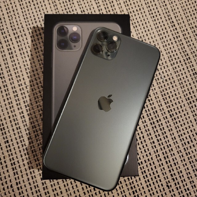 国内外の人気が集結 iPhone - iPhone 11 Pro Max ミッドナイトグリーン