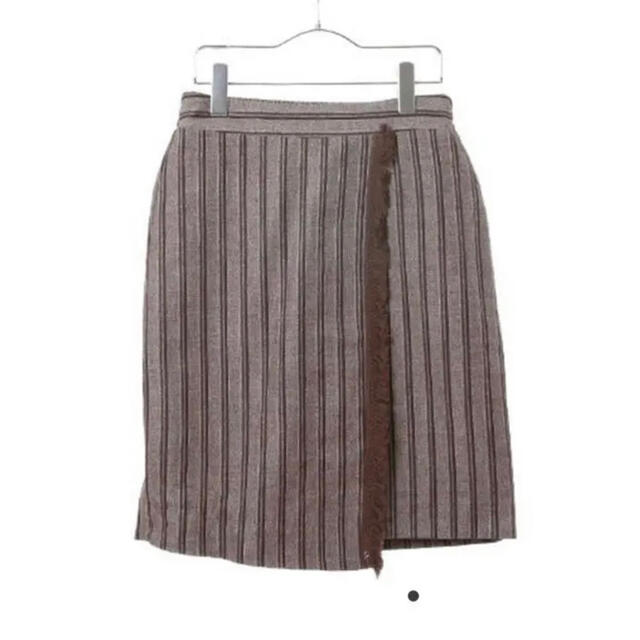 E hyphen world gallery(イーハイフンワールドギャラリー)のラップフリンジタイトスカート レディースのスカート(ひざ丈スカート)の商品写真