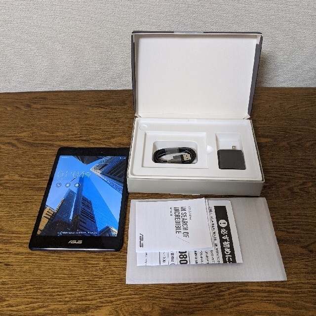 ASUS ZenPad3 8.0 SIMフリー