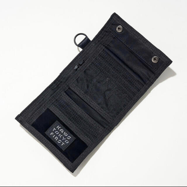 PORTER(ポーター)の KAWS × PORTER カウズ x ポーター ウォレット（折り財布） メンズのファッション小物(折り財布)の商品写真