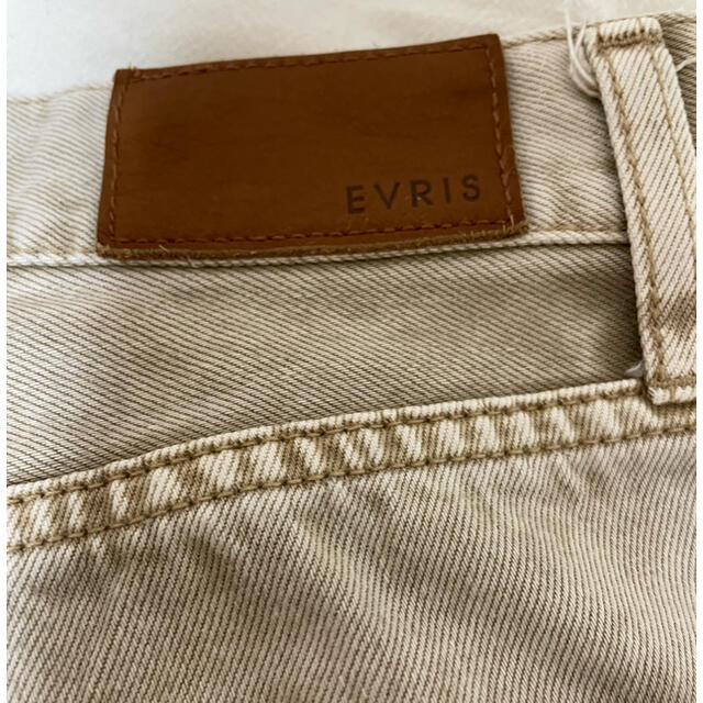 EVRIS(エヴリス)のevris シンプルワイドデニムパンツ レディースのパンツ(デニム/ジーンズ)の商品写真