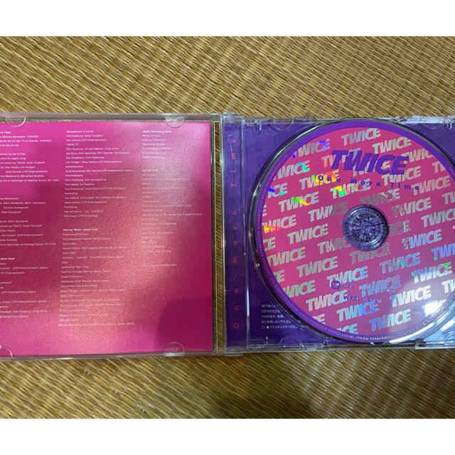 TWICE One More Time 通常版 エンタメ/ホビーのCD(K-POP/アジア)の商品写真