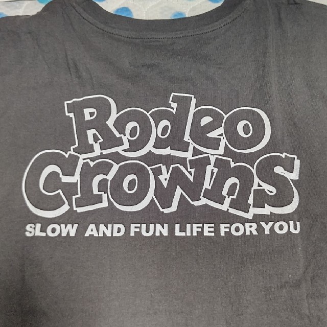 RODEO CROWNS WIDE BOWL(ロデオクラウンズワイドボウル)のロデオクラウンズ　Tシャツ レディースのトップス(Tシャツ(半袖/袖なし))の商品写真