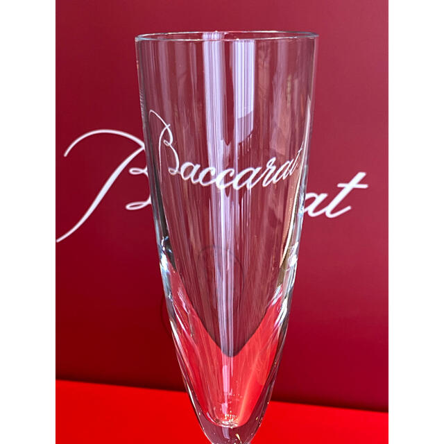 Baccarat(バカラ)のぴあんちさん専用！ベガ　シャンパンフルート　シャンパングラス ペア　未使用品 インテリア/住まい/日用品のキッチン/食器(グラス/カップ)の商品写真