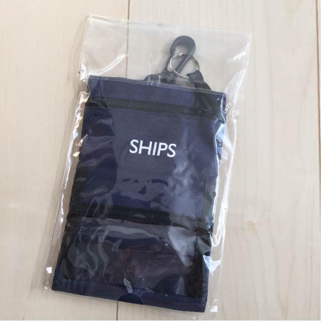 SHIPS(シップス)の新品未使用♡SHIPSのポーチ パスケース レディースのファッション小物(名刺入れ/定期入れ)の商品写真