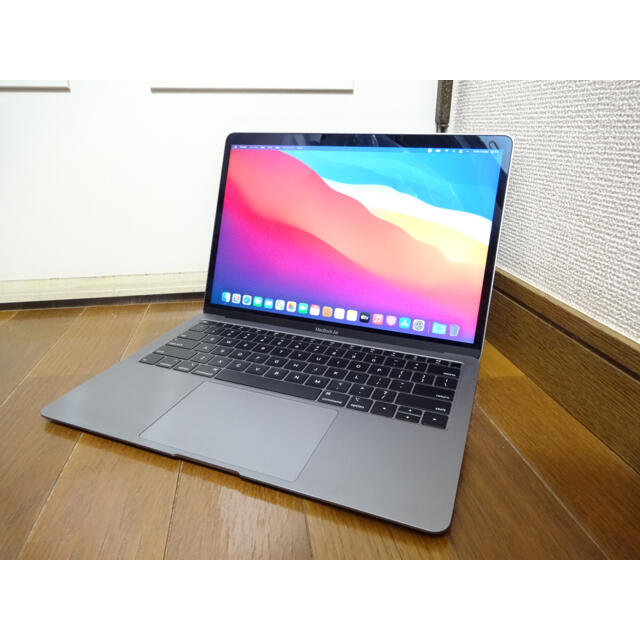 美品 MacBook Air 13 2018 Core i5 8GB 256GB