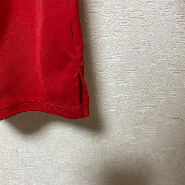 UNDER ARMOUR(アンダーアーマー)のアンダーアーマー　赤　ポロシャツ レディースのトップス(ポロシャツ)の商品写真