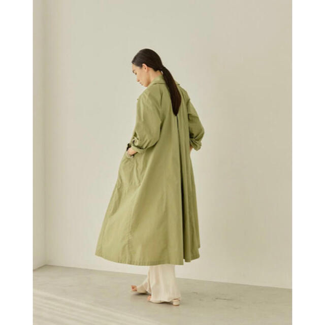 TODAYFUL(トゥデイフル)の【新品　タグ付】Tuck Over Trenchcoat TODAYFUL レディースのジャケット/アウター(トレンチコート)の商品写真