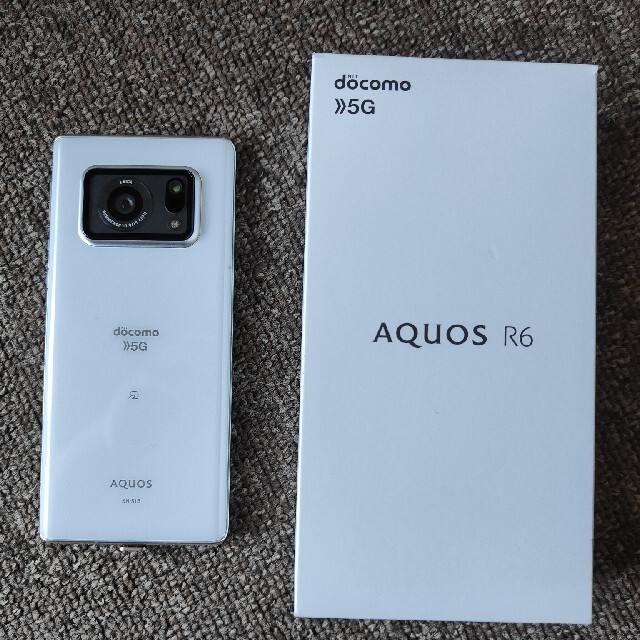 AQUOS　R6  ホワイト　simフリー