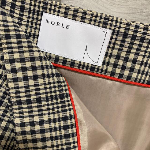 Noble(ノーブル)のNOBLE スカート　値下げ！ レディースのスカート(ひざ丈スカート)の商品写真