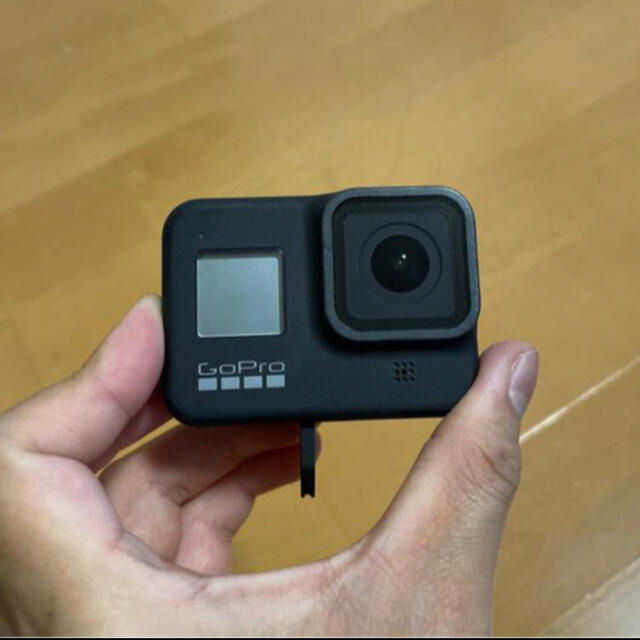 GoPro(ゴープロ)のGoPro　HERO8ブラック バッテリーチャージャー&バッテリー5個+　 スマホ/家電/カメラのカメラ(ビデオカメラ)の商品写真