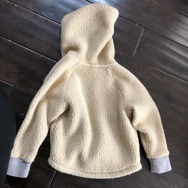 patagonia(パタゴニア)のRm様専用/パタゴニア　4T ボアジャケット キッズ/ベビー/マタニティのキッズ服女の子用(90cm~)(ジャケット/上着)の商品写真