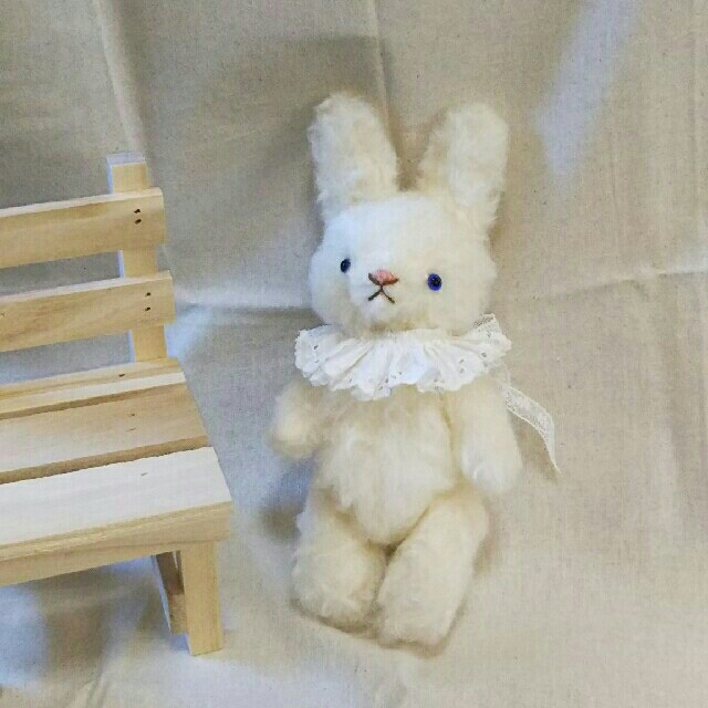 ふわふわ 白ウサギちゃんのテディベア ハンドメイド 作家様 / 21cmの