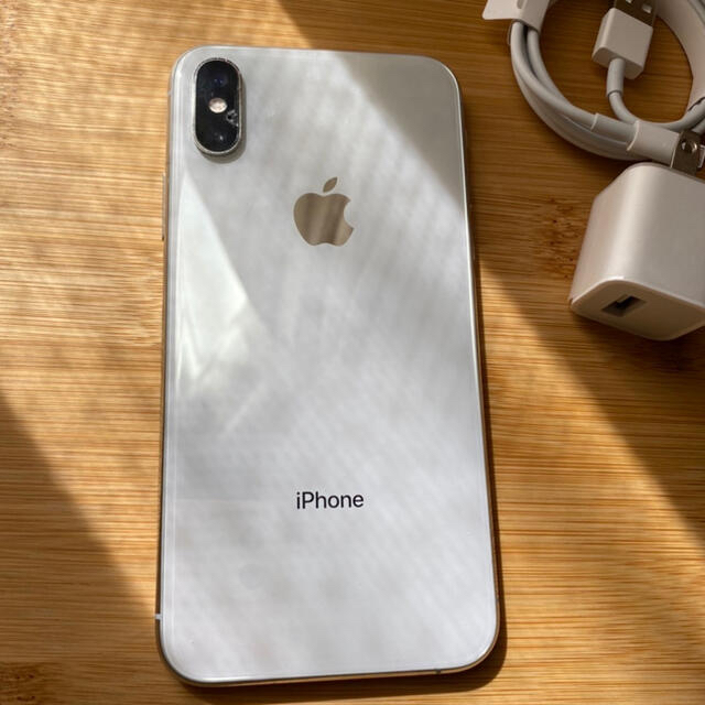 iPhone Xs Silver 64 GB SIMフリー