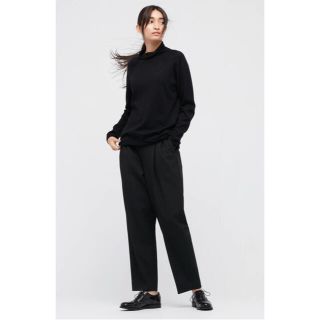 ユニクロ(UNIQLO)のユニクロ　セオリー　theory ストレッチパンツ　M(カジュアルパンツ)