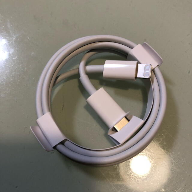 Apple - iphoneSE2 付属品 充電ケーブル TypeC 純正品の通販 by Apple - iphoneSE2 付属品 充電ケーブル TypeC 純正品の通販 by