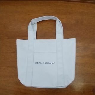 ディーンアンドデルーカ(DEAN & DELUCA)のお値下げ！新品未使用 DEAN&DELUCA マーケットトート S(トートバッグ)