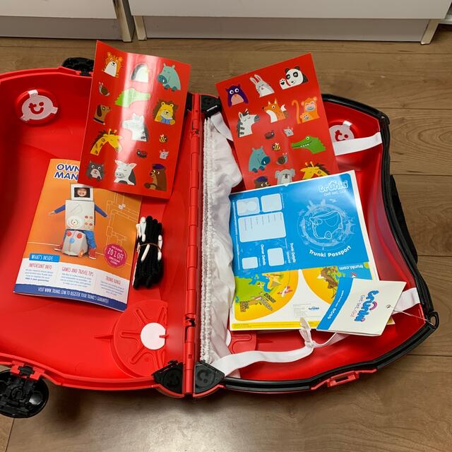 【新品・未使用】trunki スーツケース ロンドンバス