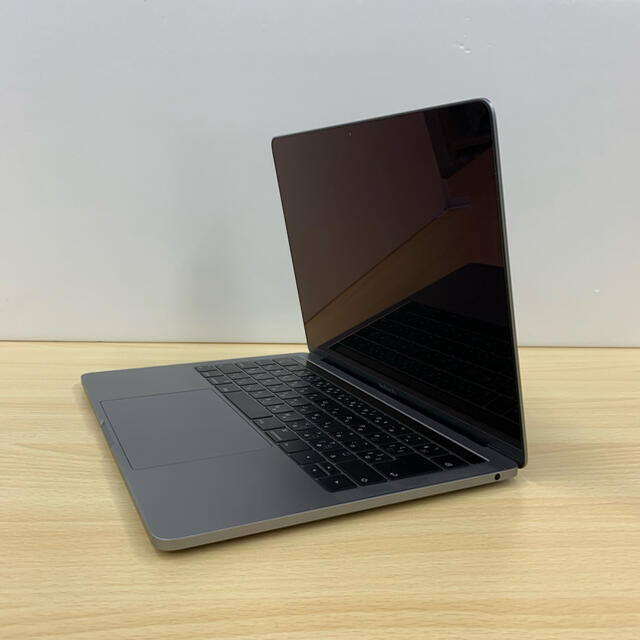 MacBook Pro 2019/13インチ/Touch Bar