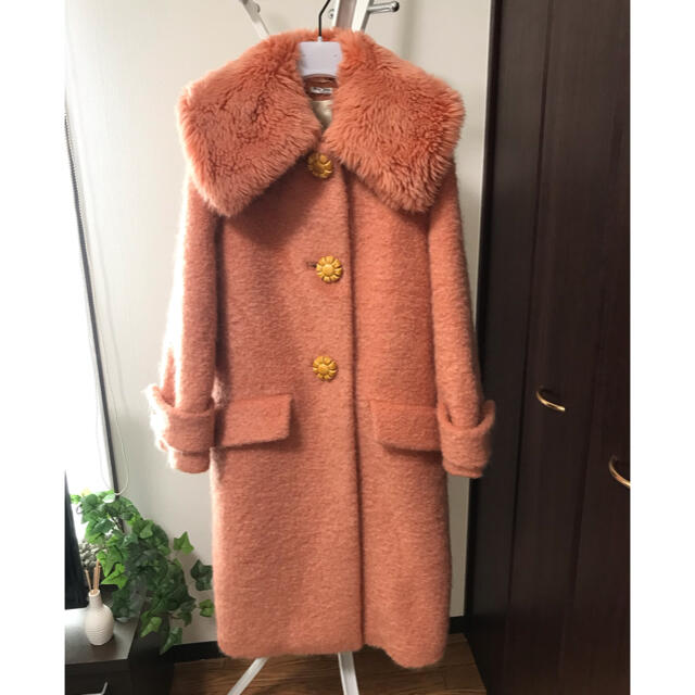 miu miu ミュウミュウ コート ファーコート オレンジ 美品 | フリマアプリ ラクマ