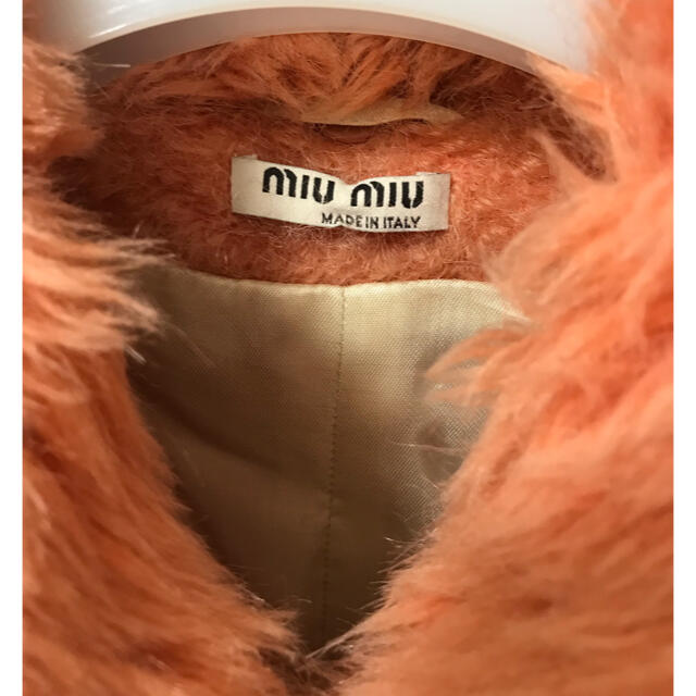 miumiu(ミュウミュウ)の miu miu ミュウミュウ コート ファーコート オレンジ 美品 レディースのジャケット/アウター(ロングコート)の商品写真