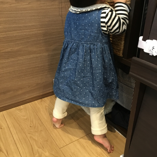 babyGAP(ベビーギャップ)のbabyGAP ジャンパースカート　80 キッズ/ベビー/マタニティのベビー服(~85cm)(ワンピース)の商品写真