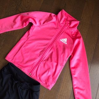 アディダス(adidas)の【美品】 adidasキッズ☆トラックスーツ☆130(その他)