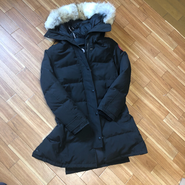 CANADA GOOSE(カナダグース)のカナダグース❤️早い者勝ち！美品 レディースのジャケット/アウター(ダウンジャケット)の商品写真