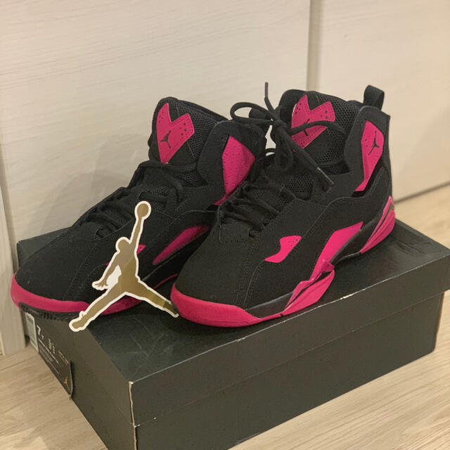 新品未使用✨JORDAN TRUE FLIGHTGG