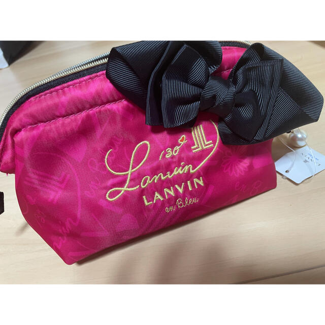 LANVIN(ランバン)のLANVIN ランバンオンブルーポーチ レディースのファッション小物(ポーチ)の商品写真