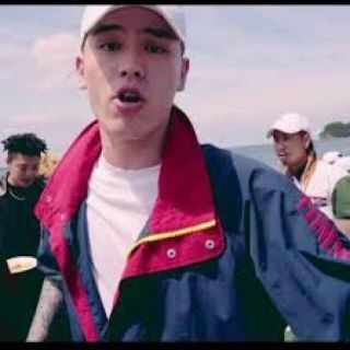 トミーヒルフィガー(TOMMY HILFIGER)のT-pablowさん着用！Tommy hilfiger ナイロンジャケット(ナイロンジャケット)