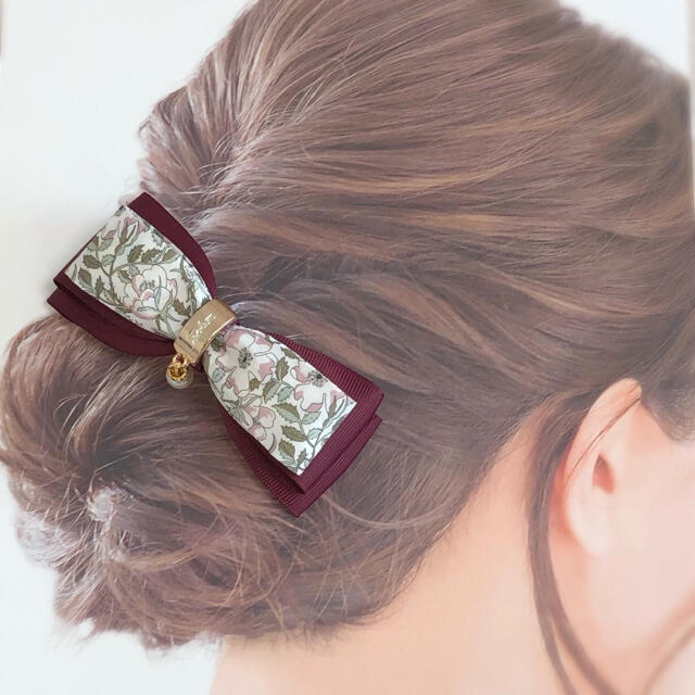liberty*トリプルリボンのバレッタ*メイモリス×ボルドー*ワイド liberty*トリプルリボンのバレッタ*メイモリス×ボルドー*ワイド