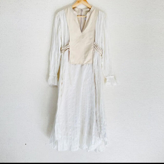 Ameri VINTAGE(アメリヴィンテージ)のスザンヌ着用✨‼️❤️AMERI❤️WASHI LAYERED DRESS レディースのワンピース(ロングワンピース/マキシワンピース)の商品写真