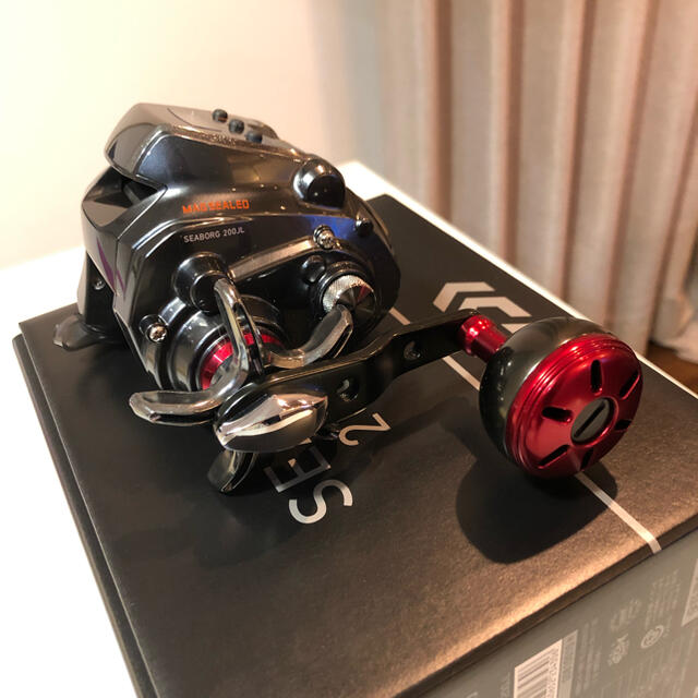 DAIWA(ダイワ)のダイワ シーボーグ 200 JL 未記入保証書付き 美品 スポーツ/アウトドアのフィッシング(リール)の商品写真